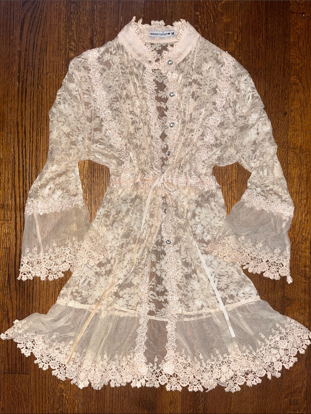 Passion Concept | Cream Vintage Lace Robe - Blush pink detailing